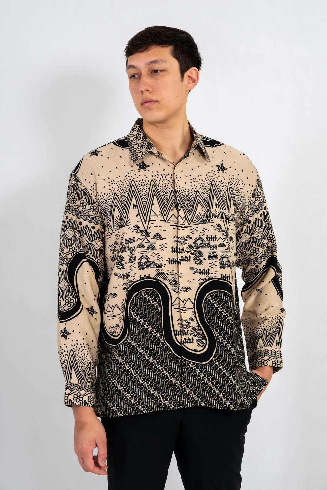 Gunung Batik Long-Sleeve Shirt – Sand & Black