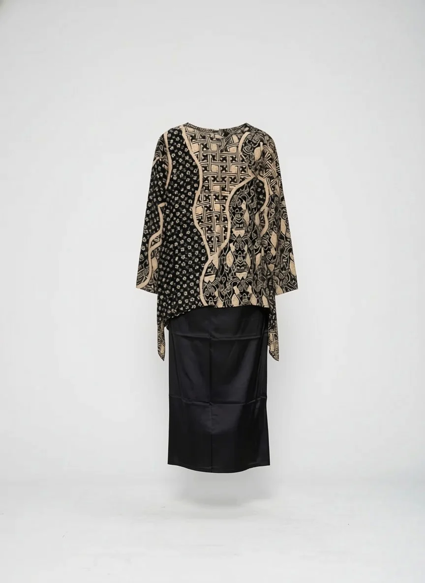 Mawar Batik Kebaya Set – Black & Gold - Image 4
