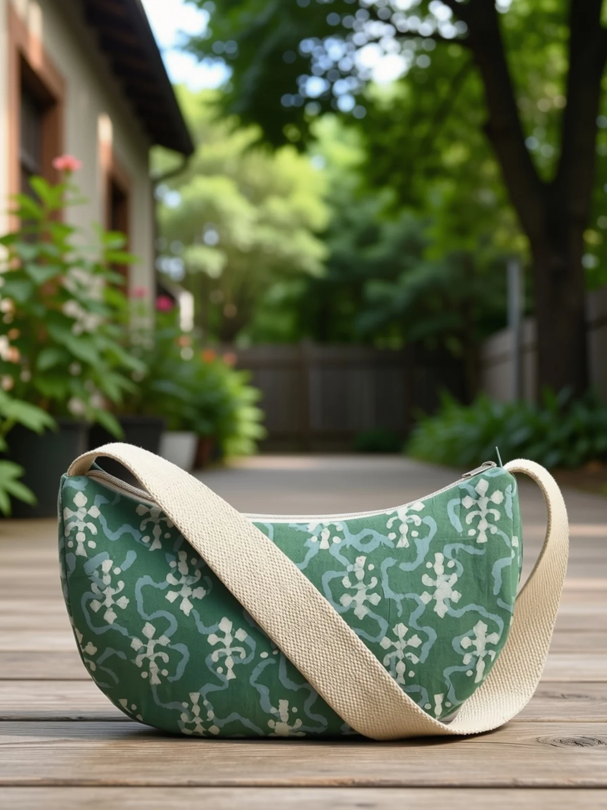 Kirana Batik Crescent Shoulder Bag – Emerald