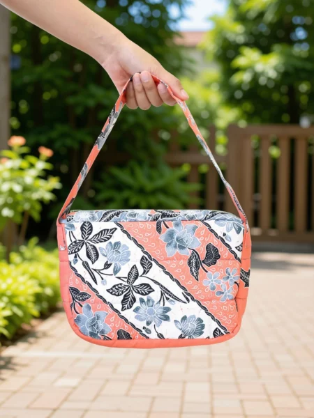 Ayu Batik Top-Handle Bag – Blush